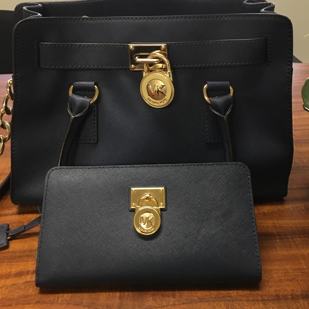 Michael Kors Hamilton satchel/purse in like new condition and brand new wallet